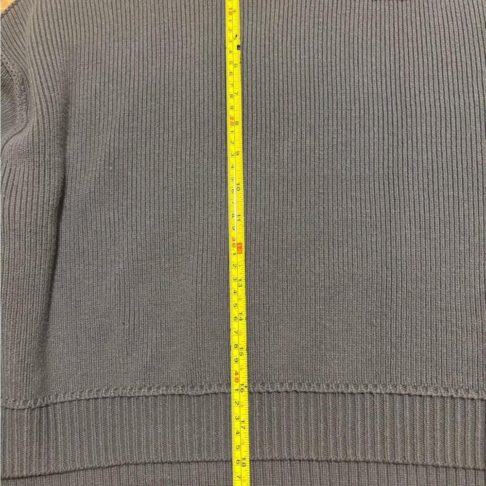 “Free People” Easy Street Crop Pullover Size Medium - Picture 9 of 9